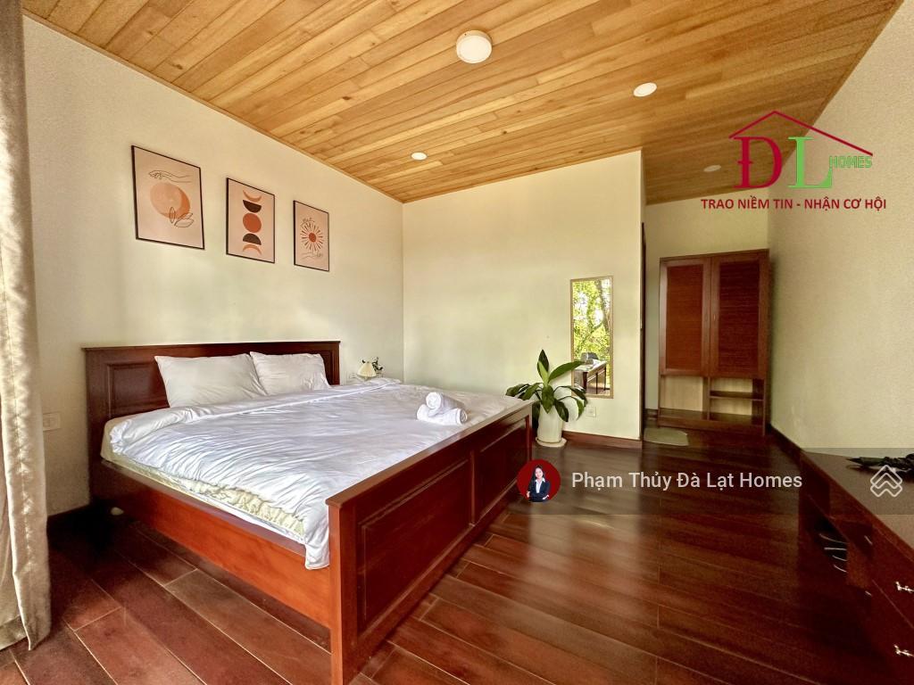 Bán khu biệt thự đồi thông đà lạt, khuôn viên 3000m2 đất ở tư nhân, ngay cửa ngõ trung tâm