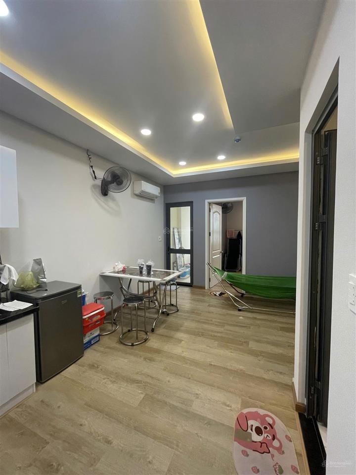 Bán căn 1 phòng ngủ  full sàn gỗ  bán chỉ 815 triệu