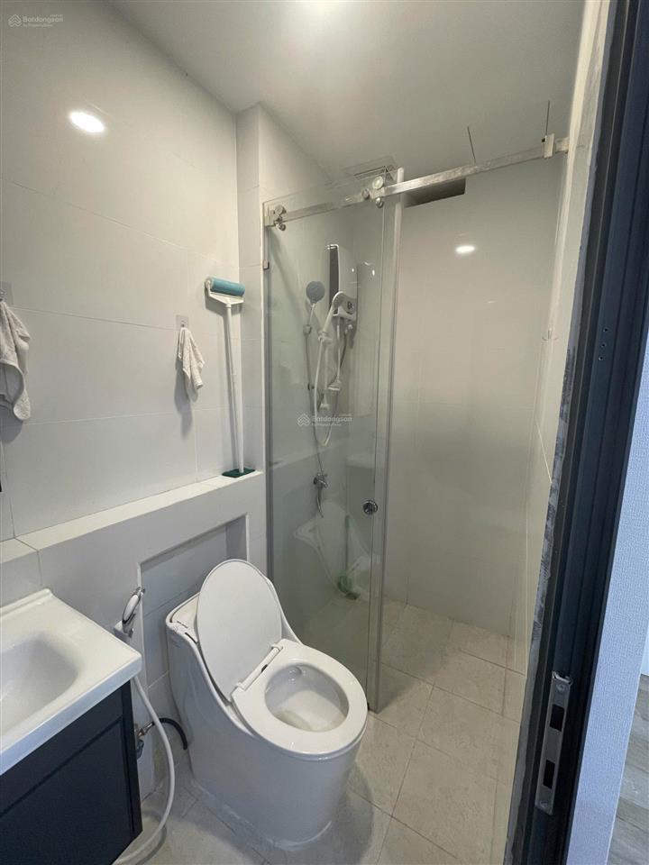 Bán căn 1 phòng ngủ  full sàn gỗ  bán chỉ 815 triệu