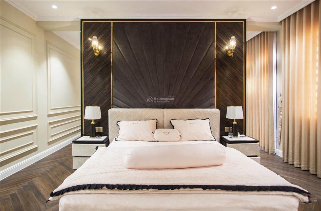 Bán biệt thự góc 2 mặt tiền võ chí công dt 476m2 full nội thất như hình  đã hoàn công 27 tỷ