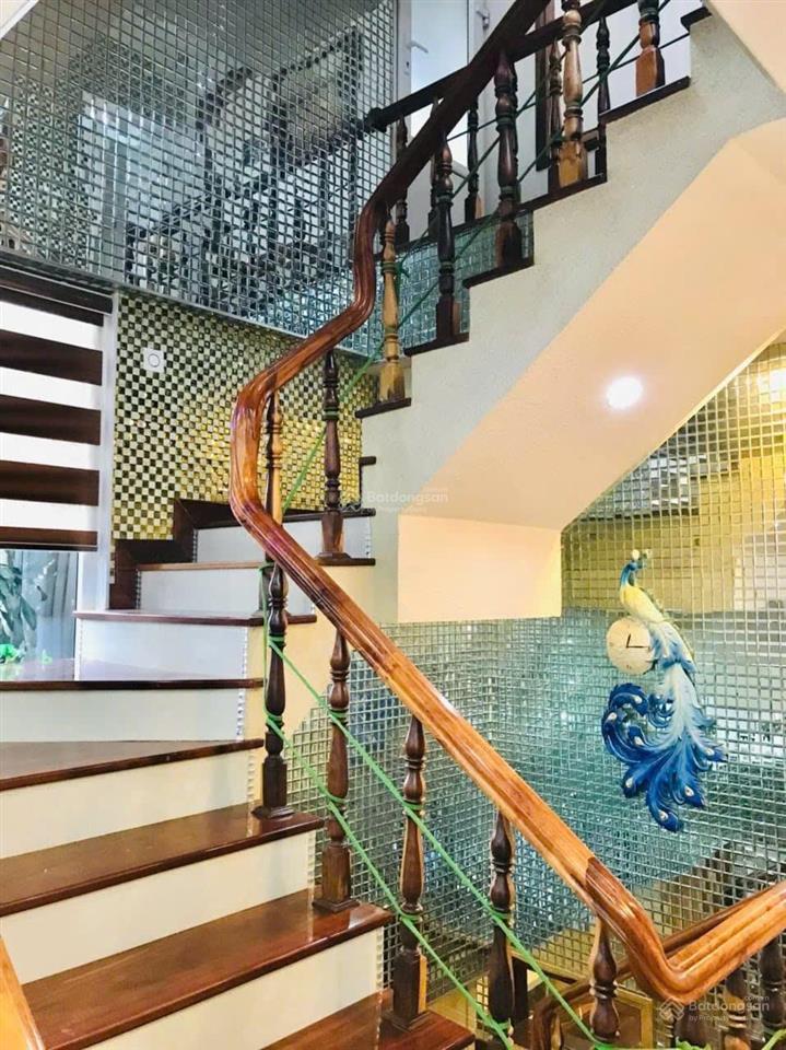 Bán villa 2 mặt tiền đường yên thế, p10, đà lạt. diện tích 212m², 3 tầng