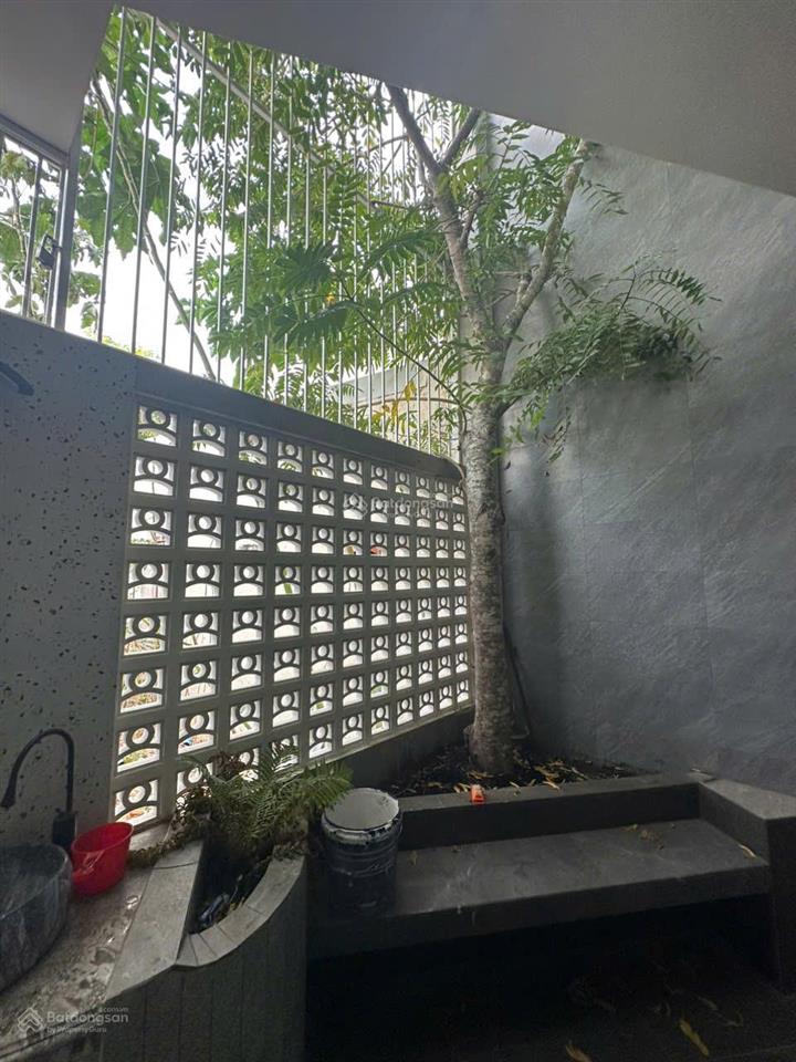 Nhà 5 tầng đường đặng thai mai, phường phú thuỷ, dt 152m2 hướng tây có thang máy