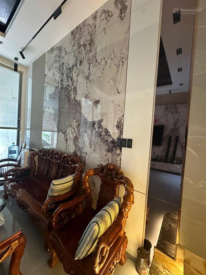 Nhà 5 tầng đường đặng thai mai, phường phú thuỷ, dt 152m2 hướng tây có thang máy