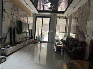 Nhà 5 tầng thang máy ngay trung tâm đặng thai mai  phù hợp vừa ở vừa kinh d