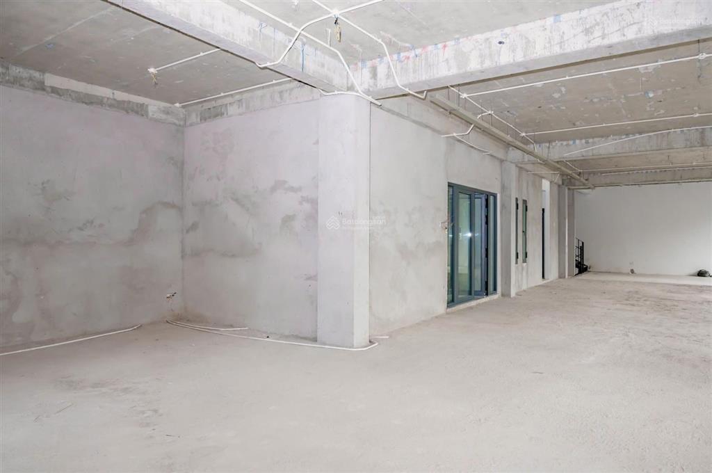 Cho thuê tòa nhà trung tâm phan thiết góc 2 mặt tiền hiếm, 0383 333 ***