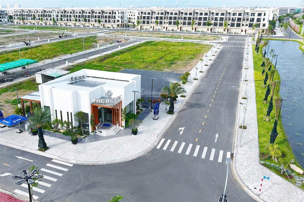 Đất sổ hồng riêng từng nền  tt 18 tháng  ngân hàng hỗ trợ 0% lãi/15 tháng, ân hạn gốc 24 tháng