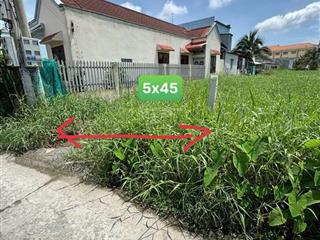 Bán gấp đất đầu đường cây dương  tỉnh lộ 10  đức hoà hạ