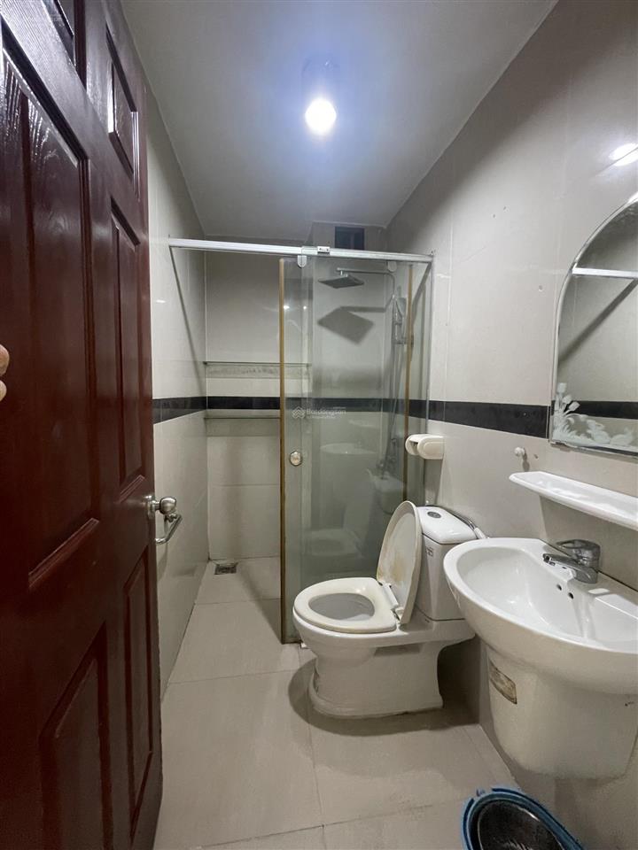 Kẹt tiền hạ giá từ 10tỷ xuống còn 8,8tỷ. nhà bán mặt tiền đường số 21, kdc bình hưng