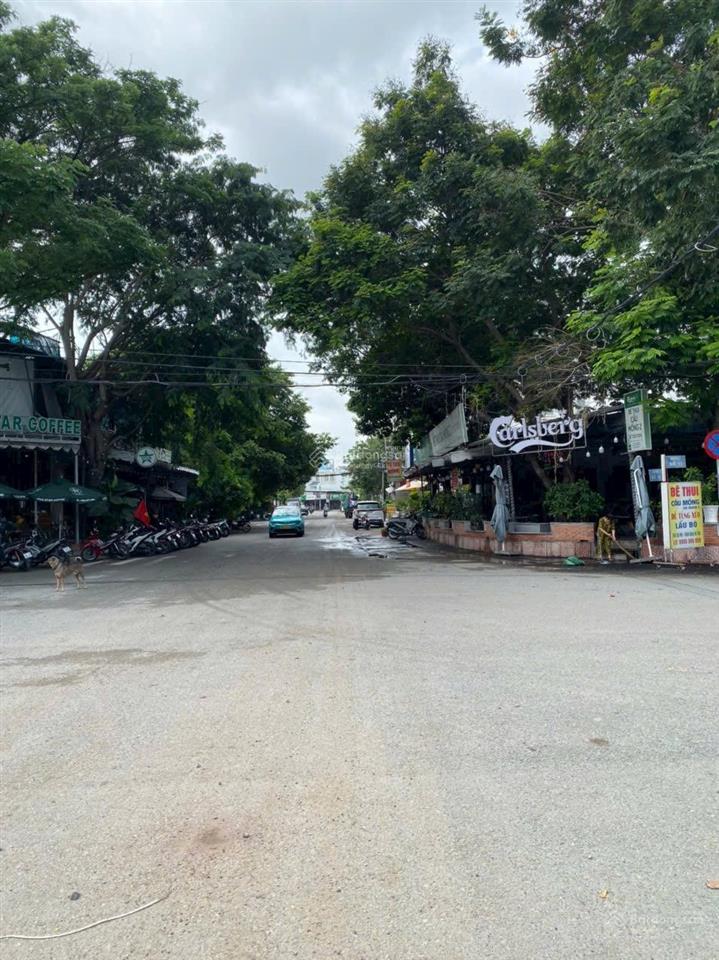 Đất nền mặt tiền đường số, thuộc kdc phong phú 5. dt 7x19,5m = 136,5m2 sổ hồng riêng. giá 73tr/m2