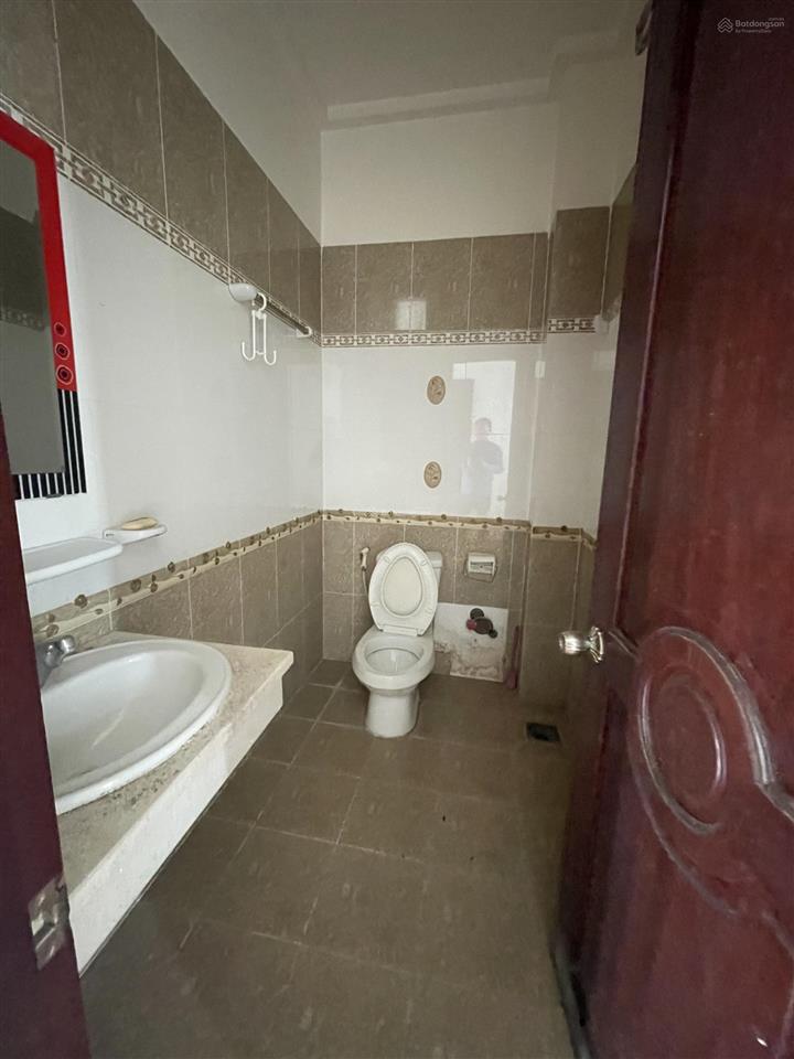 Bán nhà góc 2 mt, trong khu dân cư bình hưng. dt 4x22m = 88m2, xây 4 lầu. sh hoàn công