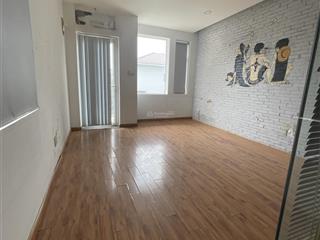 Bán nhà góc 2 mt, trong khu dân cư bình hưng. dt 4x22m = 88m2, xây 4 lầu. sh hoàn công