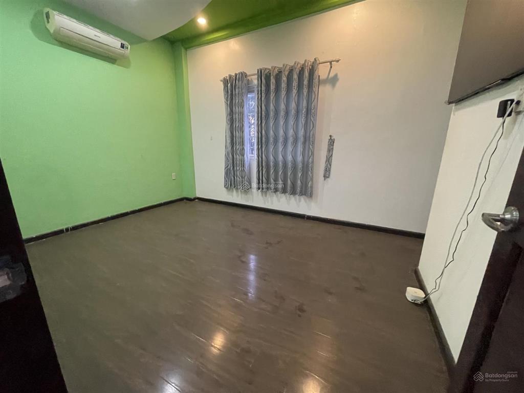 Cắt lỗ giảm sâu từ 14,5tỷ xuống còn 13,3tỷ. biệt thự gần công viên phúc lộc thọ, dt 7x19,5m, 3tầng