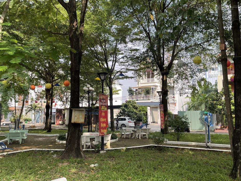 Bán lô đất đối diện công viên phúc lộc thọ, thuộc khu dân cư ấp 5 phong phú. dt 7x19,5m sổ riêng