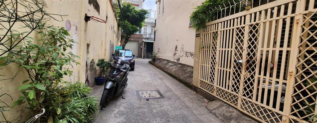 Đất xây căn hộ dịch vụ, nhà ở 10x28m (284m2) hẻm 5m nơ trang long  nguyễn xí giá đầu tư