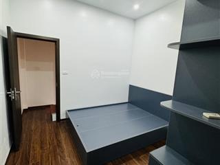 Nhỏ xinh trung tâm lê văn hiến, phân lô, ngõ thông, ô tô đỗ, 20m2x6t, 4.6 tỷ
