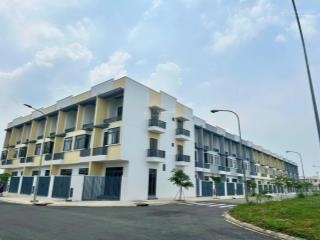 Nhà phố xây sẵn gần kcn phước đông  giá chỉ 1.2tỷ, cho thuê 6  10 triệu/tháng, lợi nhuận 5%/năm