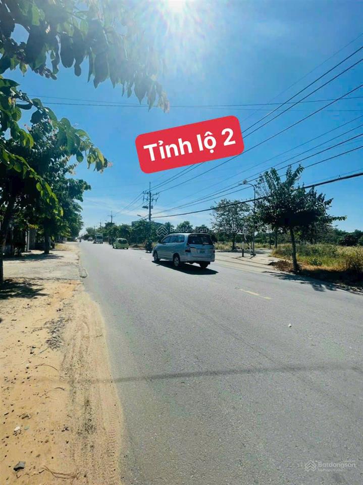 Chủ ngộp bán gấp 240m2 đất thổ cư sát tỉnh lộ 2, đường ô tô giá 1,3 tỷ có thương lượng shr
