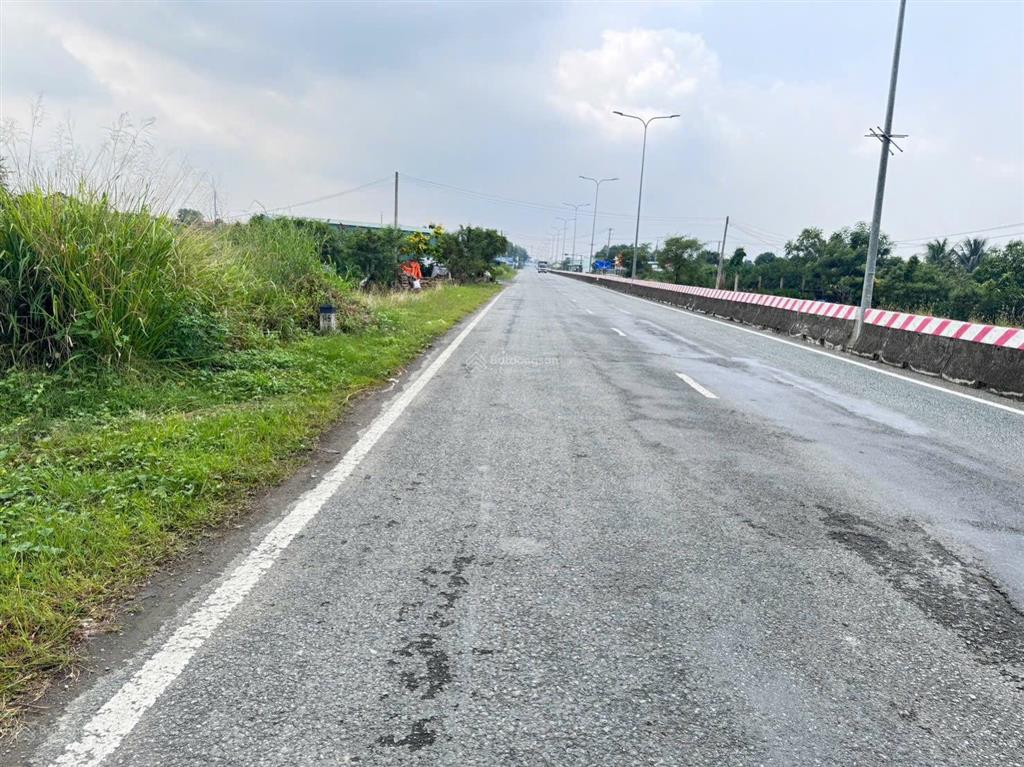 Chính chủ bán gấp 2000m2 thổ cư mt đ830 mới