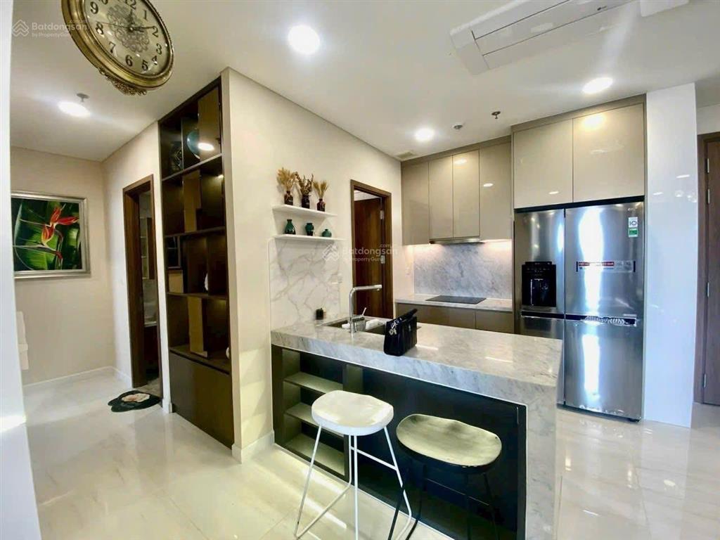 Chính chủ cần bán căn 2pn  2wc, 79m2, 7,4tỷ, view đẹp, sổ hồng riêng, tầng trung,  0906 355 ***