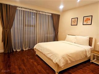 Bán căn 2 ngủ + 1 hoàng thành tower 114 mai hắc đế, 24 tỷ full đồ.  0909 769 ***