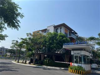 Bán gấp siêu biệt thự đẹp lung linh thang máy nội thất cao cấp.