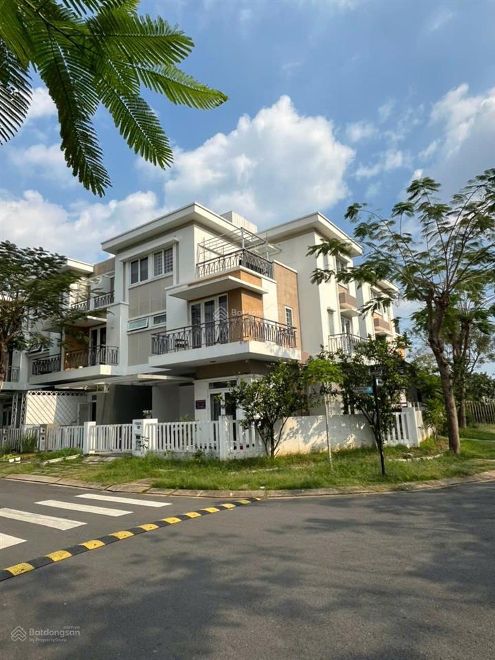 Chủ cần chuyển nhượng gấp nhà phố lovera giá chỉ 6,950 tỷ đã hoàn thiện cơ bản