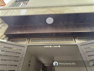 Bán tòa căn hộ mini phố dịch vọng  cầu giấy  dt 50m2 x 6 tầng, mt 4,2m