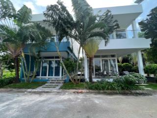 Bán villa hồ tràm  4 phòng ngủ  dtsd 240m2  đầy đủ nội thất