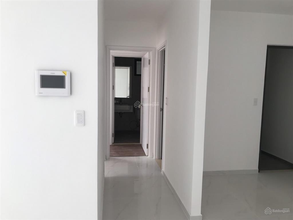 Thuê ngay căn d'lusso 2pn giá từ 12.5tr/th, ntcb. view cực đẹp, tầng cao 0911 850 ***