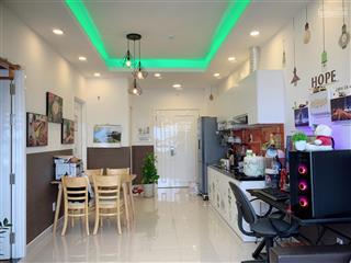 Chính chủ cần bán căn góc 9 view  2pn  2.2t, sẵn hđ thuê dài hạn, nhà mới, view đẹp, 0939 720 ***