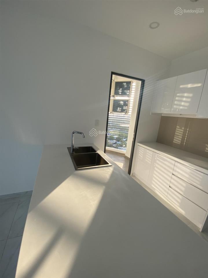 Giá 11 tr/th thuê ngay ch dlusso 2pn , view cực đẹp đa dạng căn dễ lựa chọn  0969 790 ***