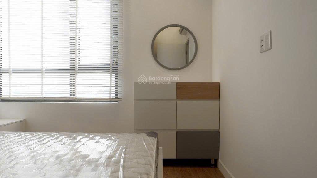 Bán cc tại masteri thảo điền, giá siêu hời chỉ với 10 tỷ, 3pn 2wc, nội thất mới  0939 720 ***