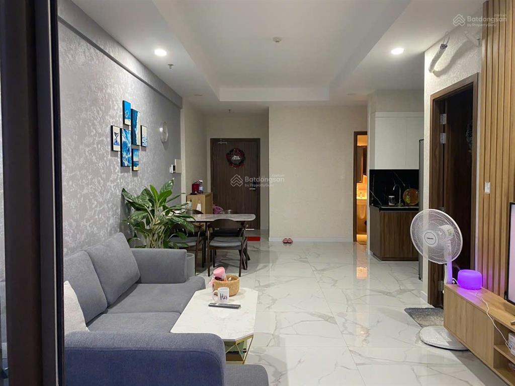 Bán căn góc opal boulevard, 3.3 tỷ, 77m2, 2pn, bao thuế phí, full nội thất mới, đẹp  0939 720 ***