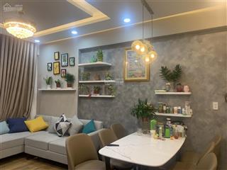 Chuyên cho thuê ch flora novia 2pn giá 7.5tr/th, có rèm + máy lạnh, nhà mới 0939 720 ***