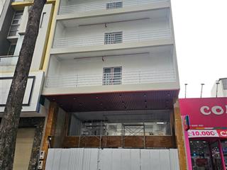 Building có thang máy mặt tiền đường trần quang khải quận 1