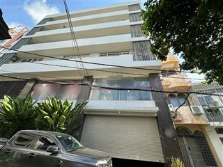 Nhà giá tốt mặt tiền đường trung tâm cách mạng tháng 8 quận 3