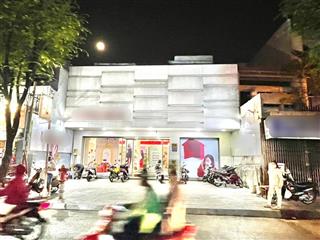 Gấp! nhà chính chủ mặt tiền đường hồ biểu chánh quận phú nhuận