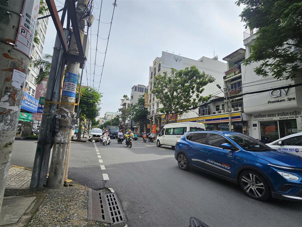 Nhà mới xây mặt tiền đường trương công định quận tân bình