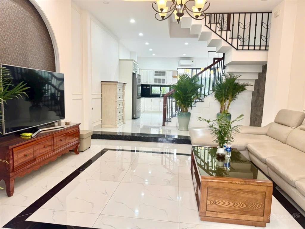 Bán nhà đẹp nội thất xịn cao cấp đường số 10 kđt hà quang 2 . 100m2 chỉ có 8,3 tỷ