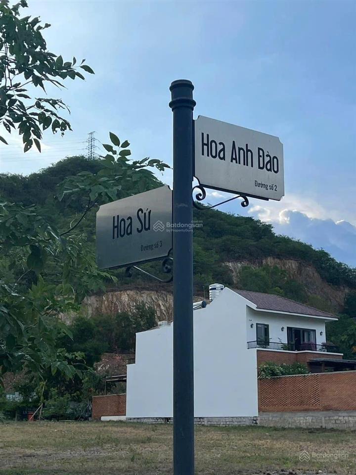 Bán lô biệt thự kđt giáng hương, trục giữa hoa anh đào đẹp của dự án