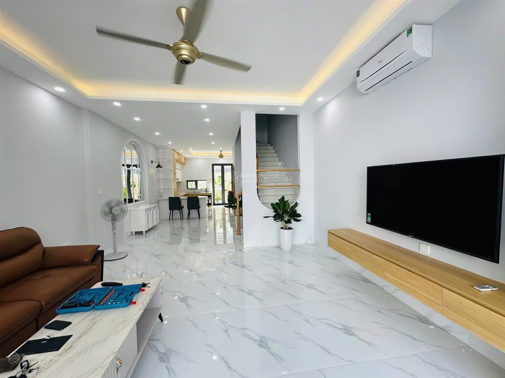 Bán nhà full nội thất đẹp kđt mỹ gia gói 8 capella nha trang  8,2 tỷ