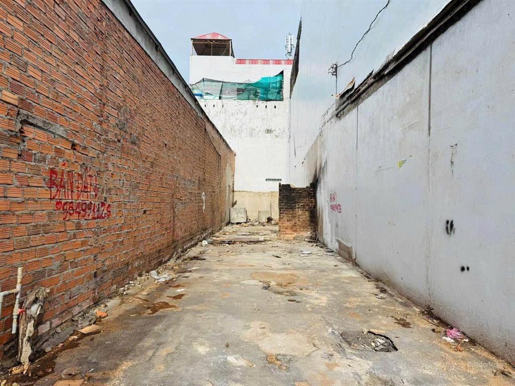 Rẻ nhất lô đất mặt đường lê hồng phong  đoạn đẹp kinh doanh nhộn nhịp