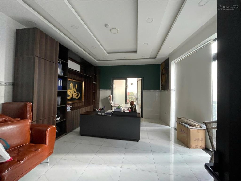 Chính chủ cần bán biệt thự himlam, tân hưng, q.7 nhà full nội thất, sổ hồng, có thang máy. 42tỷ