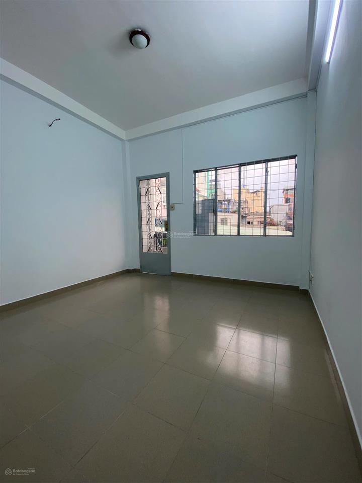 Cho thuê nhà mặt tiền trường chinh, p12 (3.7x16m  nh 4m) nhà 2 lầu st  giá thuê 26 triệu/tháng