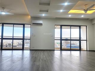 Cần bán nhanh căn hộ 3 phòng ngủ chung cư ct5c tại khu đô thị văn khê