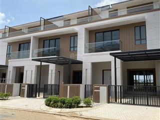 Bán nhà phố swan bay  zone 8. vị trí đẹp giá tốt đầu tư đón đầu vành đai 3
