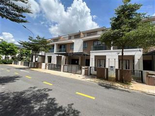 Rẻ nhất zone 8 cần bán căn nhà lk, swan bay  zone 8. vị trí đẹp, giá tốt đón đầu cầu nhơn trạch.
