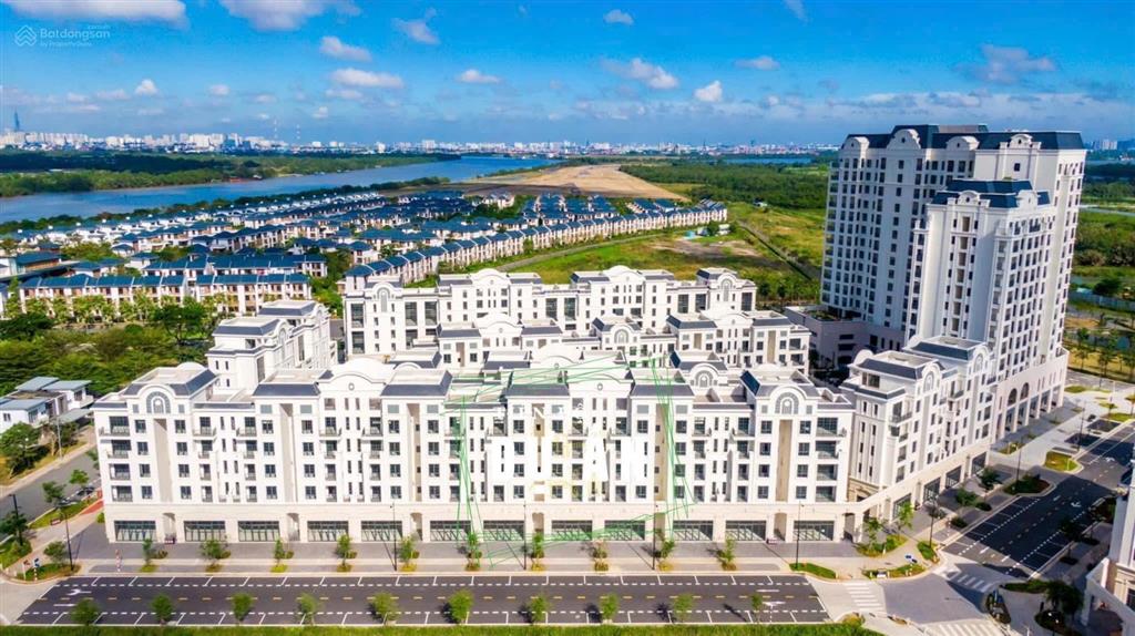 Shophouse khối đế, lô góc tòa t2  zone 6. khai thác sinh lời ngay. gọi em 0947 188 ***