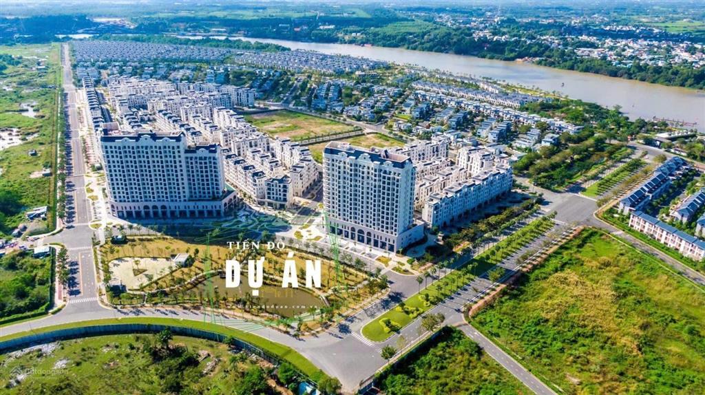 Shophouse khối đế, lô góc tòa t2  zone 6. khai thác sinh lời ngay. gọi em 0947 188 ***