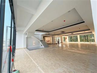 Cho thuê siêu mặt bằng 1200m2 hai mặt tiền kd đa ngành ngay chợ thuận giao